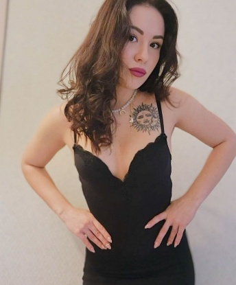 Я создам атмосферу настоящей страсти и нежности, воплотив в жизнь все твои мечты. Моя красивая внешность и шикарные формы не оставят тебя равнодушным. Я могу быть твоей эксклюзивной девушкой, и показать тебе наше наслаждение в нежных объятиях. Твое удовольствие для меня важно, поэтому мои услуги всегда идеальны. У меня много положительных отзывов о моей работе. Жду встречи с тобой! 🔥💋 1792, 23 года